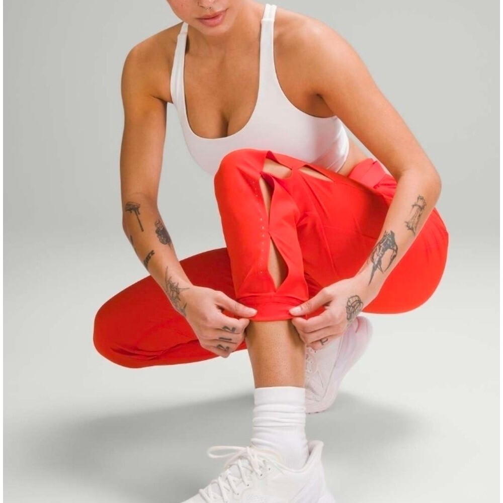 Lululemon Adapted State High-RiseJogger *Airflow Size 0